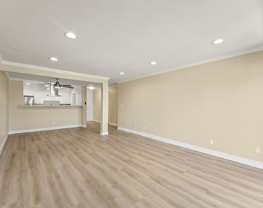 2901 4th Street - Photo Thumbnail 10