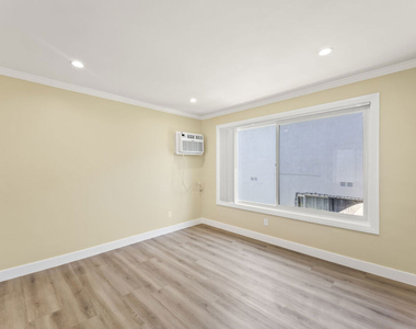2901 4th Street - Photo Thumbnail 14