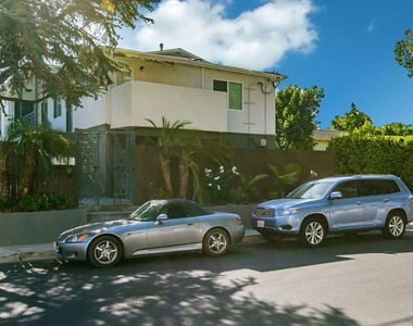 4409 Irvine Avenue - Photo Thumbnail 23