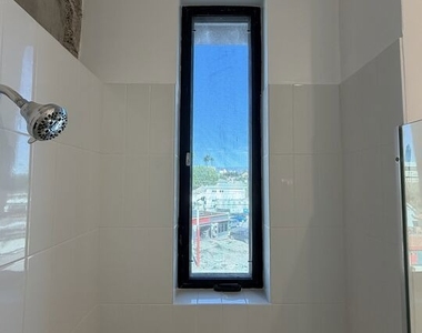 1870 E 1st Street - Photo Thumbnail 10