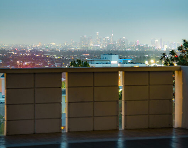 8787 Shoreham Drive - Photo Thumbnail 20
