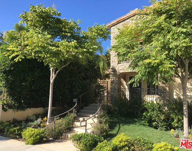 1171 Franklin Street - Photo Thumbnail 5