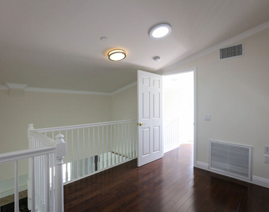 1171 Franklin Street - Photo Thumbnail 28
