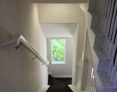 1171 Franklin Street - Photo Thumbnail 9