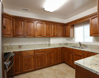 1171 Franklin Street - Photo Thumbnail 35