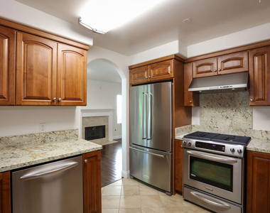 1171 Franklin Street - Photo Thumbnail 14