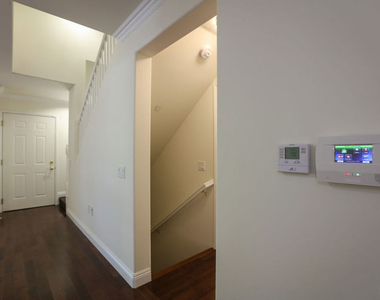 1171 Franklin Street - Photo Thumbnail 15