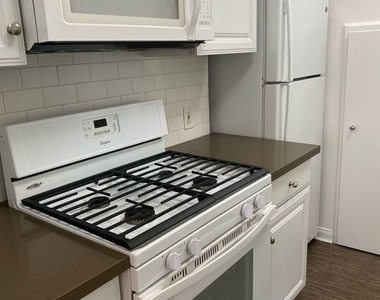 9609 W Olympic Boulevard - Photo Thumbnail 6