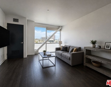 8601 Wilshire Blvd - Photo Thumbnail 1