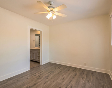 254 5th Avenue - Photo Thumbnail 14