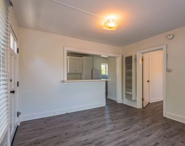 254 5th Avenue - Photo Thumbnail 2