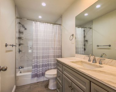 254 5th Avenue - Photo Thumbnail 8