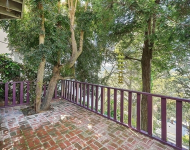 339 Adelaide Drive - Photo Thumbnail 31
