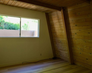 1578 Topanga Skyline Drive - Photo Thumbnail 12
