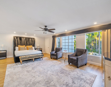5526 Sylvia Avenue - Photo Thumbnail 45