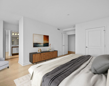 1221 W Ocean Avenue - Photo Thumbnail 6