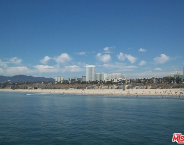 1221 W Ocean Avenue - Photo Thumbnail 30