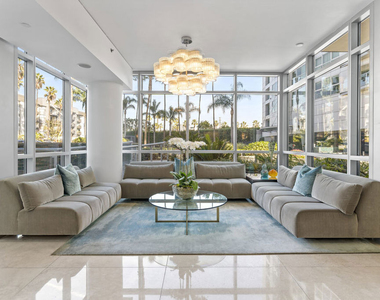13650 Marina Pointe Drive - Photo Thumbnail 10