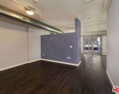 1100 S Hope Street - Photo Thumbnail 10