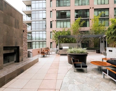 1100 S Hope Street - Photo Thumbnail 17