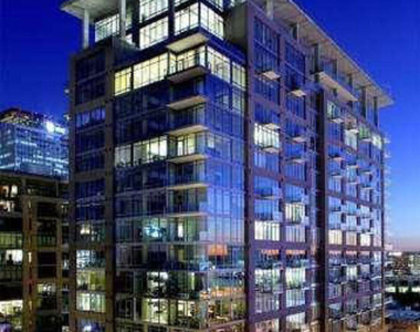 1100 S Hope Street - Photo Thumbnail 2