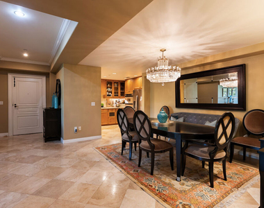 10795 Wilshire Boulevard - Photo Thumbnail 14