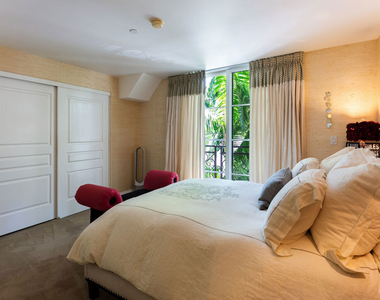10795 Wilshire Boulevard - Photo Thumbnail 19