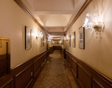 10795 Wilshire Boulevard - Photo Thumbnail 38