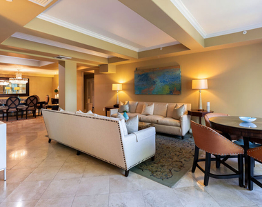 10795 Wilshire Boulevard - Photo Thumbnail 7