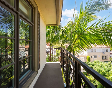 10795 Wilshire Boulevard - Photo Thumbnail 32