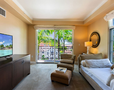 10795 Wilshire Boulevard - Photo Thumbnail 28
