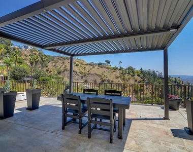 8528 Hillside Avenue - Photo Thumbnail 31