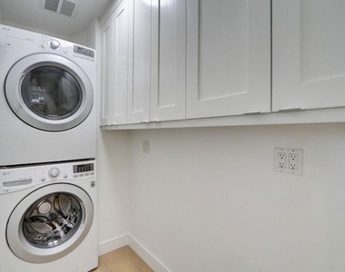 8528 Hillside Avenue - Photo Thumbnail 30