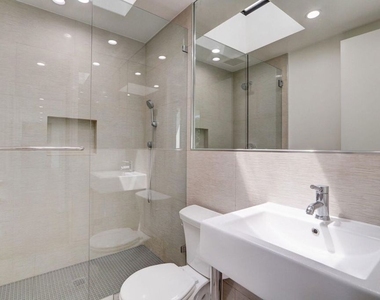 8528 Hillside Avenue - Photo Thumbnail 25