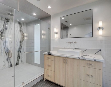 8528 Hillside Avenue - Photo Thumbnail 23