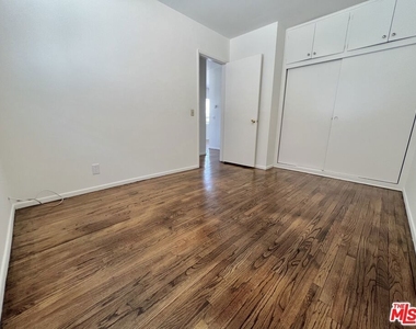 10303 Palms Boulevard - Photo Thumbnail 20