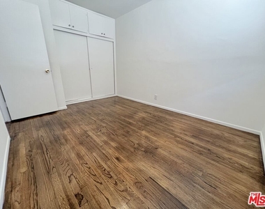 10303 Palms Boulevard - Photo Thumbnail 19