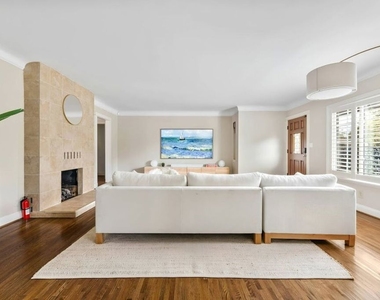 3014 Urban Avenue - Photo Thumbnail 3