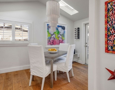 1605 Cabrillo Avenue - Photo Thumbnail 13