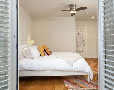 1605 Cabrillo Avenue - Photo Thumbnail 20