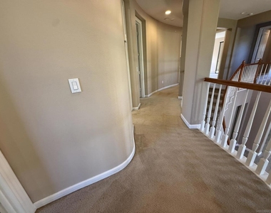 2750 Dove Tail Dr - Photo Thumbnail 22