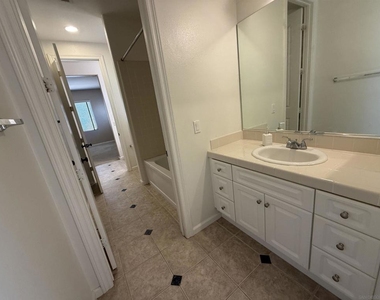 2750 Dove Tail Dr - Photo Thumbnail 39