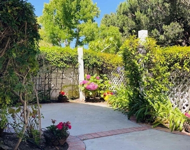 3488 Voyager Circle - Photo Thumbnail 3