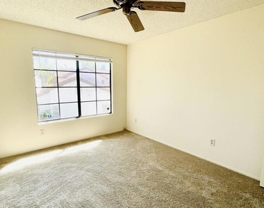 3488 Voyager Circle - Photo Thumbnail 18