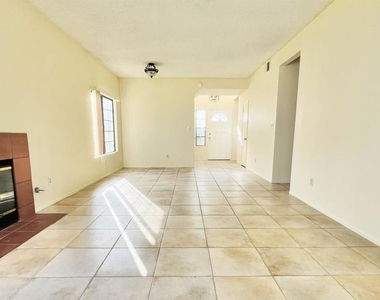 3488 Voyager Circle - Photo Thumbnail 5