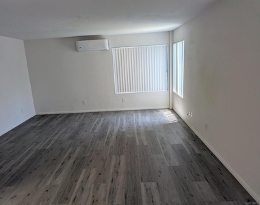 1932 West Dr. - Photo Thumbnail 3