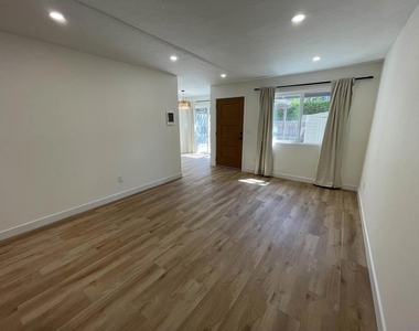 9595 Easter Way - Photo Thumbnail 7