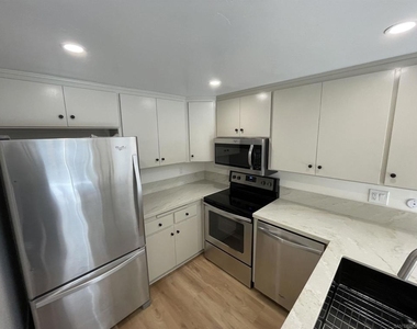 9595 Easter Way - Photo Thumbnail 12
