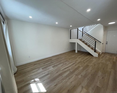 9595 Easter Way - Photo Thumbnail 5