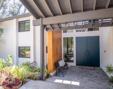 4905 El Arco Iris - Photo Thumbnail 3